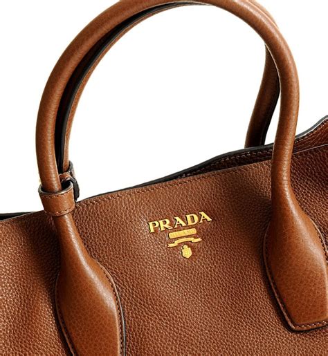 geanta prada